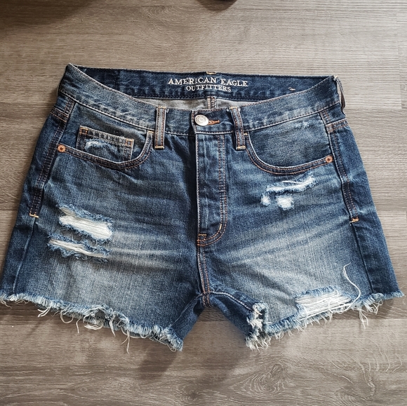 AE Outfitters Distressed Shorts - Picture 1 of 5